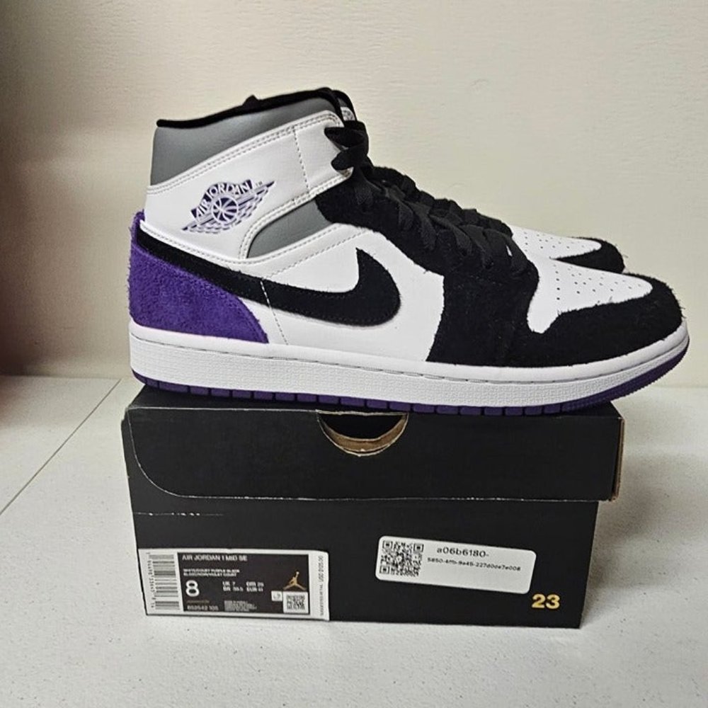Brand New Jordan 1 Mid SE Purple Size 8.5